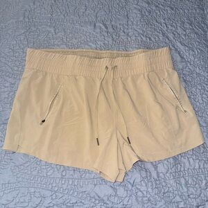 All in Motion Women's Beige Mid Rise Athletic Shorts 3.5” inseam plus XXL